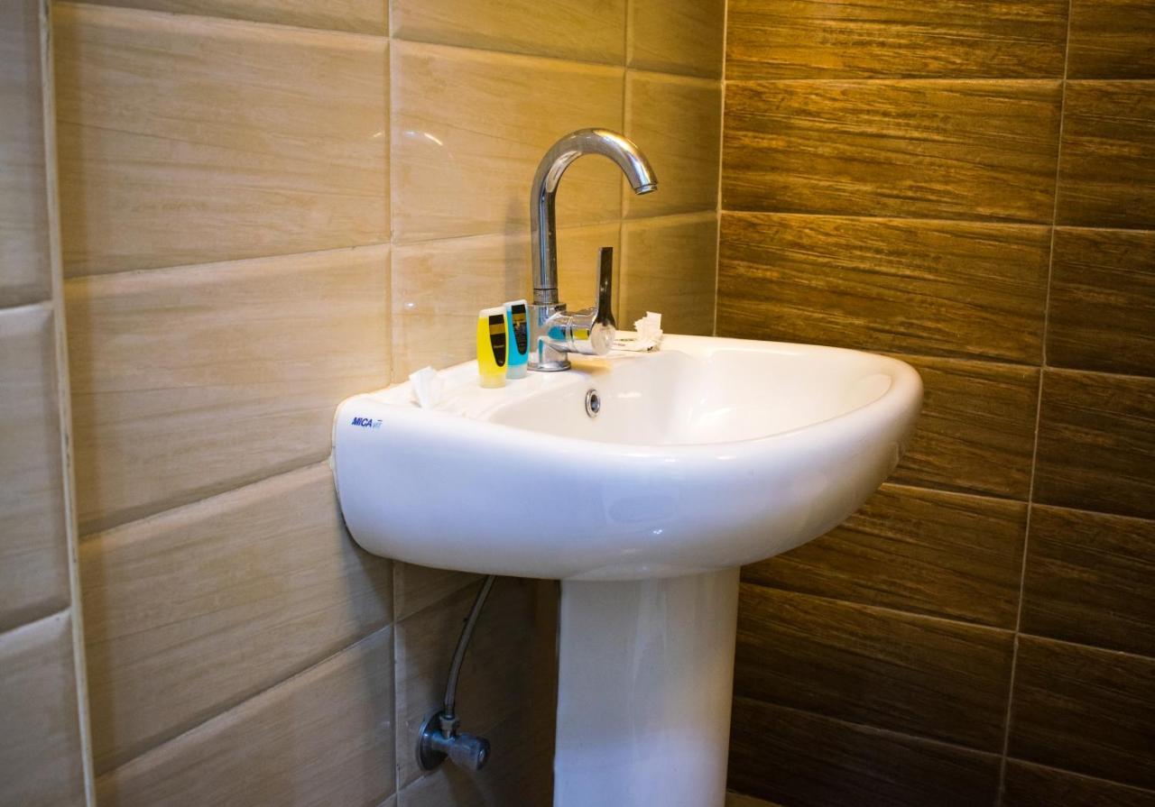 Crown Hotel ไคโร ภายนอก รูปภาพ